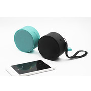 B9016 Waterproof Wireless Speaker with Lanyard